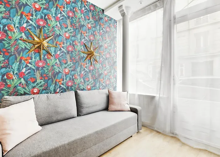 Convinient Souplex Basement 5mn Near Metro And Montmartre Apartament