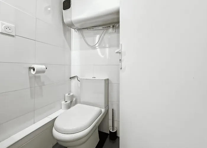 Convinient Souplex Basement 5mn Near Metro And Montmartre Apartament *